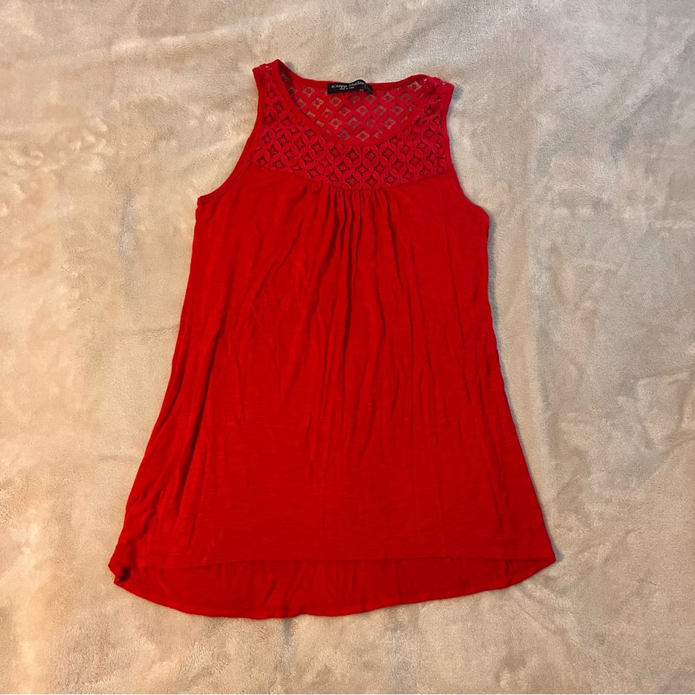 Red sleeveless dress top